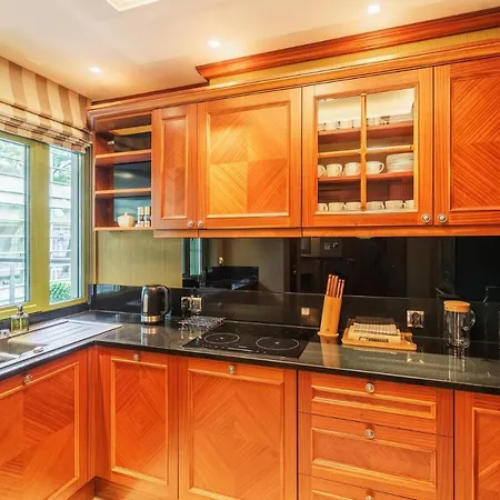 Prestige With Sauna By Grand * 索波特