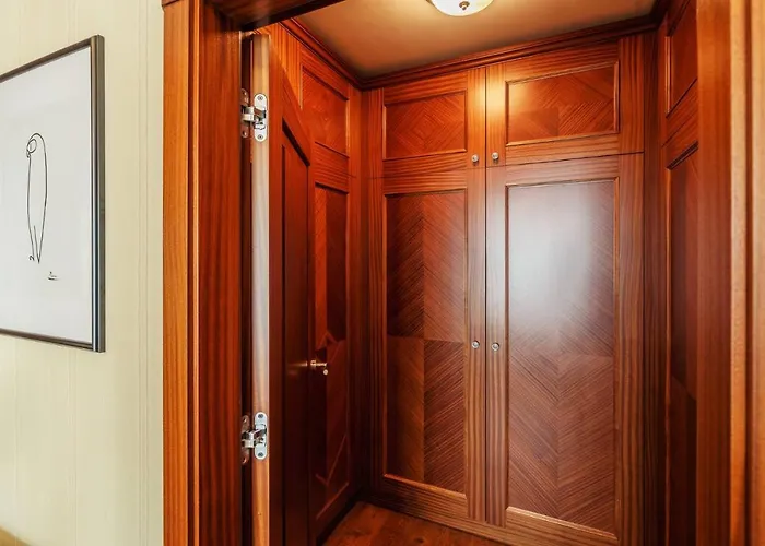 Prestige With Sauna By Grand *