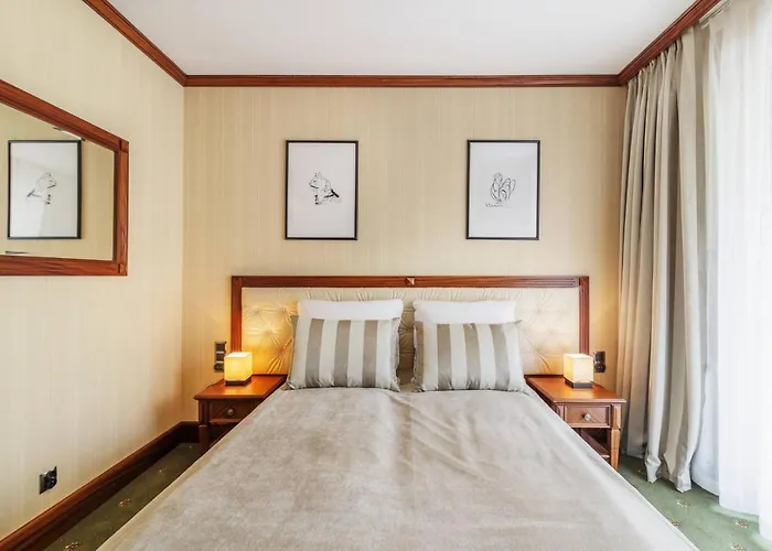 公寓 Prestige With Sauna By Grand