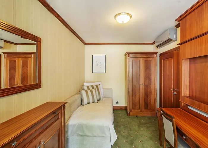 Prestige With Sauna By Grand 公寓 索波特